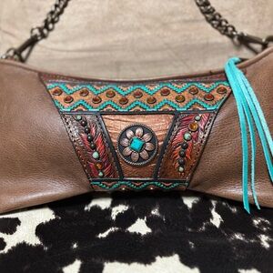 Heritage Brand Revamped Dashyn